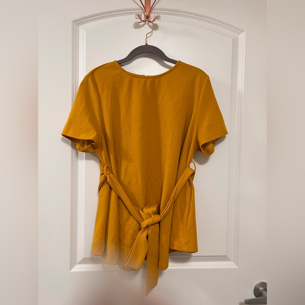Maternity Babydoll blouse w/ front tying ribbon